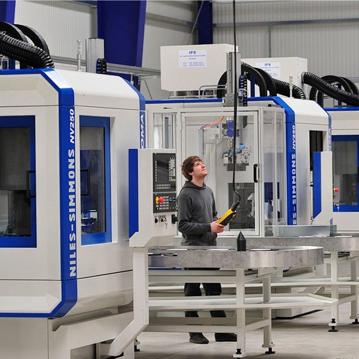 The field of machine tools and machine tool accessories