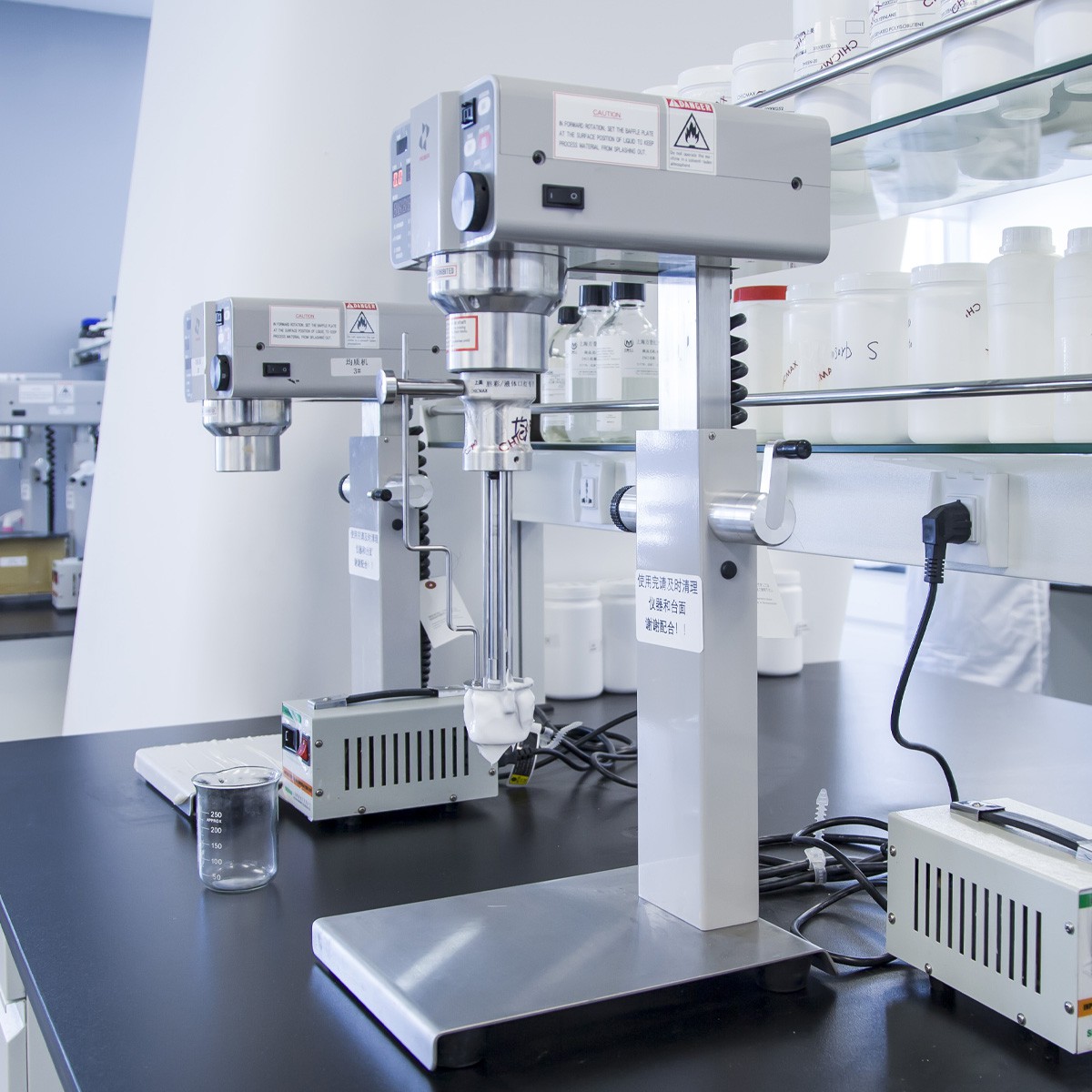 Medical devices and biological experimental equipment